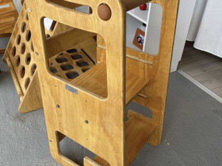 Kids furniture - learning tower [adjustable platform height]