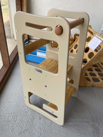 kids-furniture-learning-tower-adjustable-platform-height-big-2