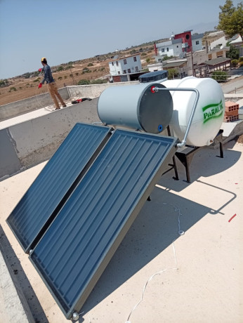 thermosiphon-system-solar-energy-for-water-heating-big-0